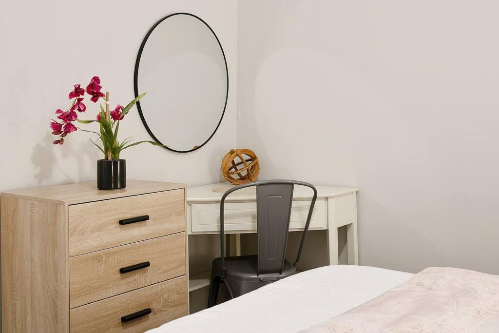 * Lux Modern Retreat * Downtown * King Beds * Leilighet Durham Eksteriør bilde