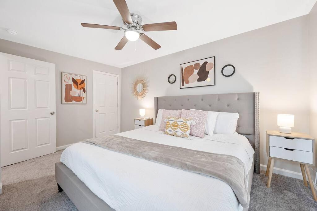 * Lux Modern Retreat * Downtown * King Beds * Leilighet Durham Eksteriør bilde