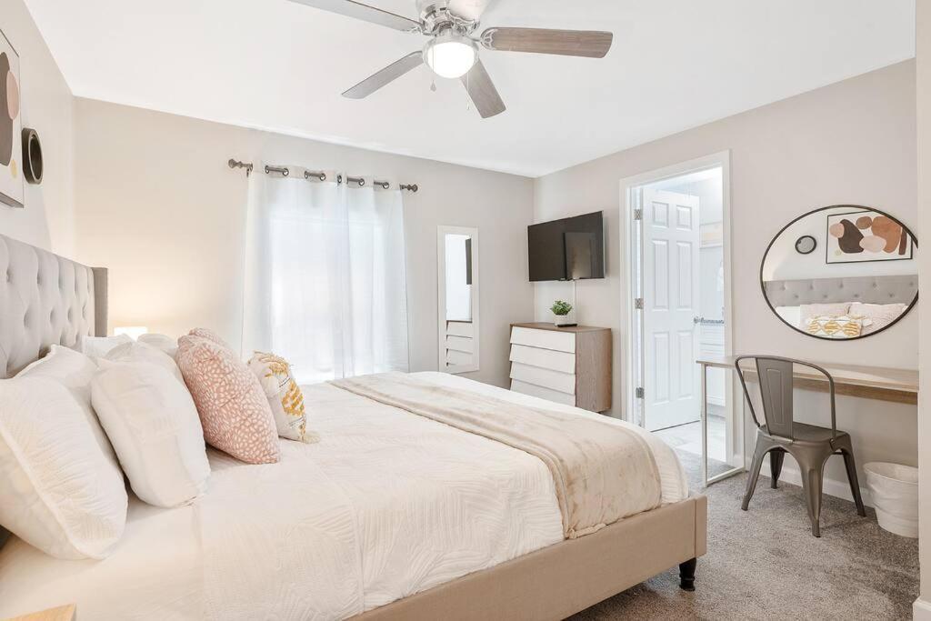 * Lux Modern Retreat * Downtown * King Beds * Leilighet Durham Eksteriør bilde