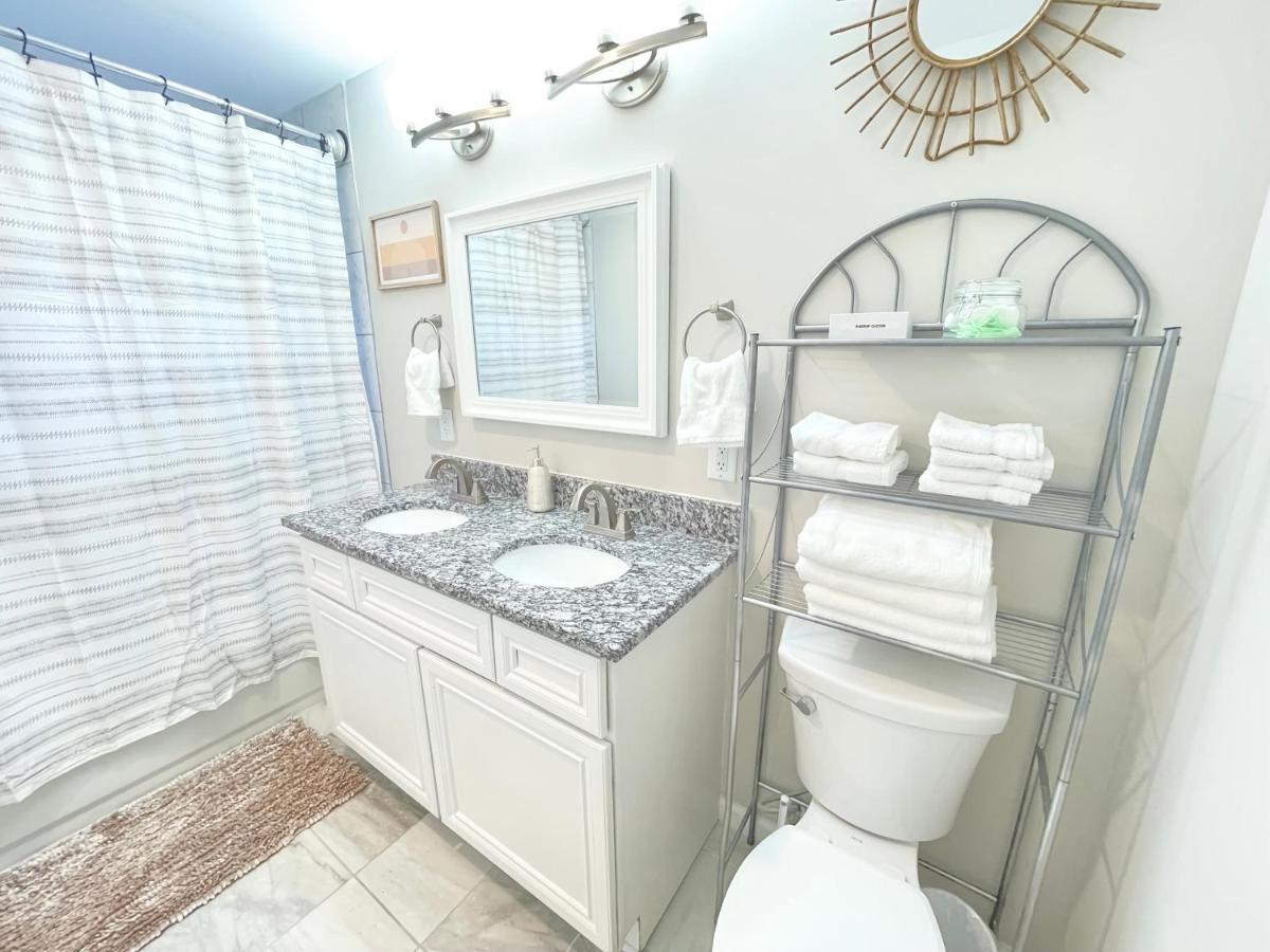* Lux Modern Retreat * Downtown * King Beds * Leilighet Durham Eksteriør bilde